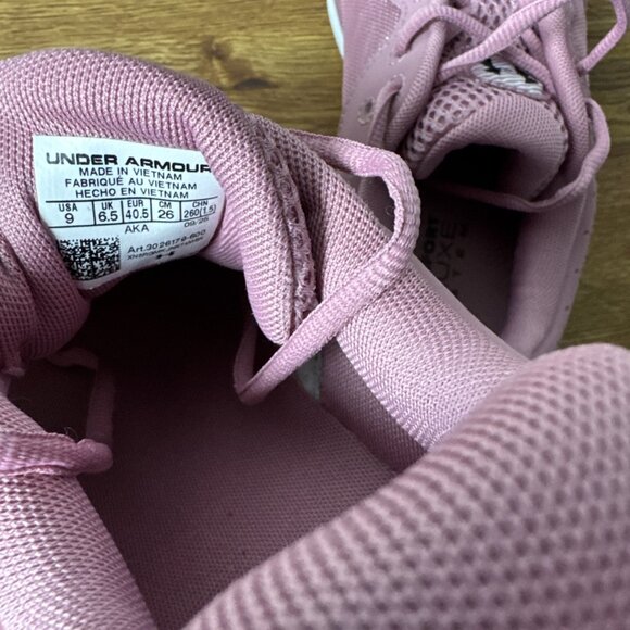 Under Armour 3026179 Womens Training UA Charged Assert 10 Running Shoes Size 9 - Picture 6 of 8